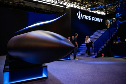 Le stand de l'ukrainien Fire Point au salon mondial de défense Eurosatory à Villepinte, au nord de Paris, le 15 juin 2026 - Guillaume BAPTISTE (AFP)