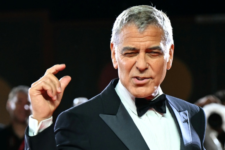 La Mostra de Venise déroule le tapis rouge à George Clooney... mais pas aux réalisatrices