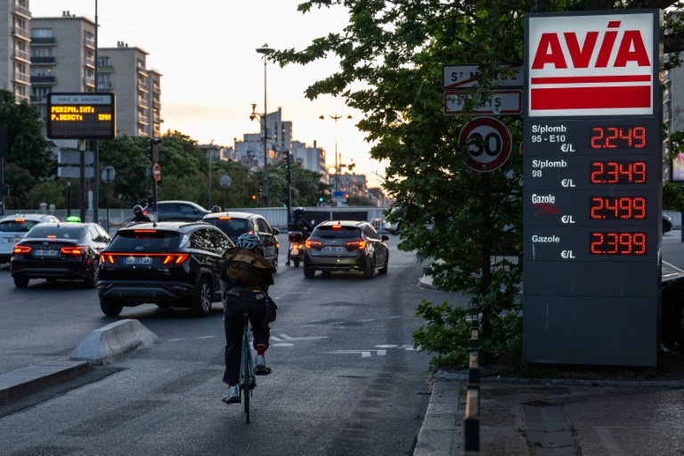 Derrière l'impuissance des politiques sur le pouvoir d'achat, une colère sourde